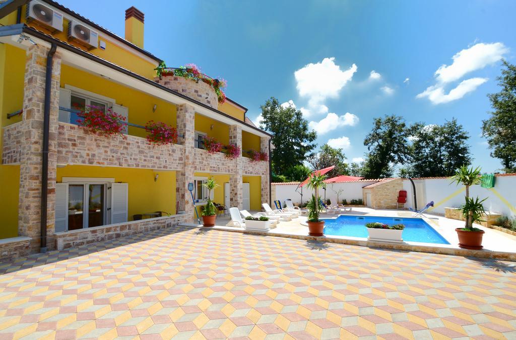 Apartments Villa Mimi Višnjan 외부 사진